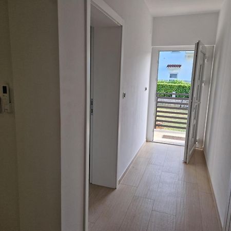 Apartmani Melanie Πόρετς Εξωτερικό φωτογραφία