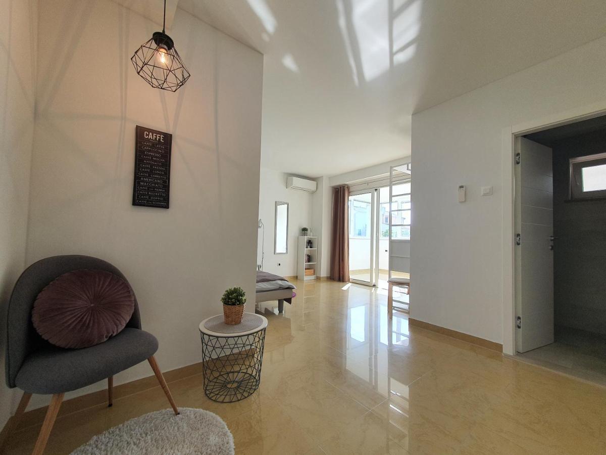 Apartmani Melanie Πόρετς Εξωτερικό φωτογραφία
